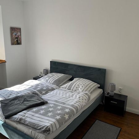 Ferienwohnung Hubertushaus Burgen  Exterior foto